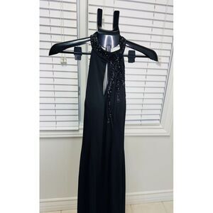 Gorgeous Black Sequin Night Way Gown Elegance And Style- Halter Keyhole Top Sz 6
